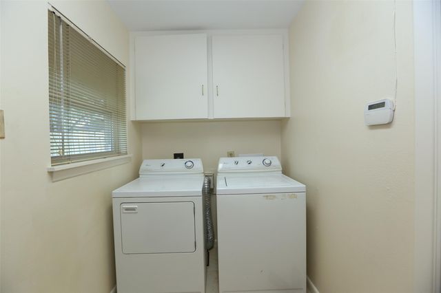 3535 Durhill Street, Houston, TX 77025