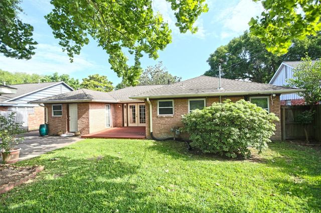 3535 Durhill Street, Houston, TX 77025