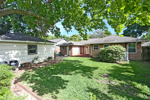 3535 Durhill Street, Houston, TX 77025