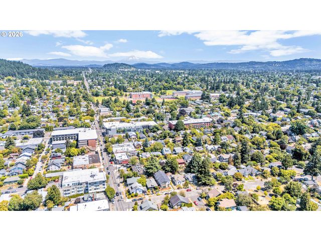 2389 Se 45TH Ave, Portland, OR 97215