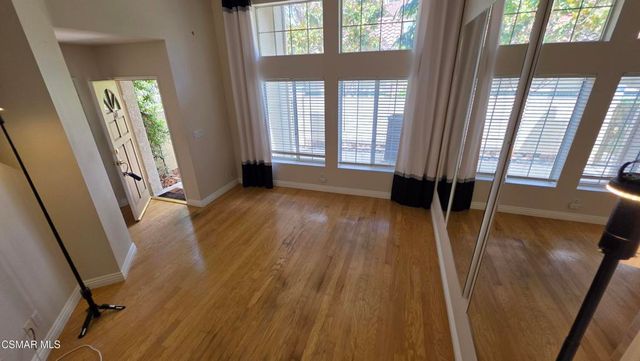 644 Warwick Avenue, Thousand Oaks, CA 91360