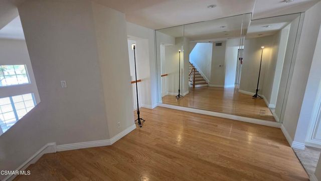 644 Warwick Avenue, Thousand Oaks, CA 91360