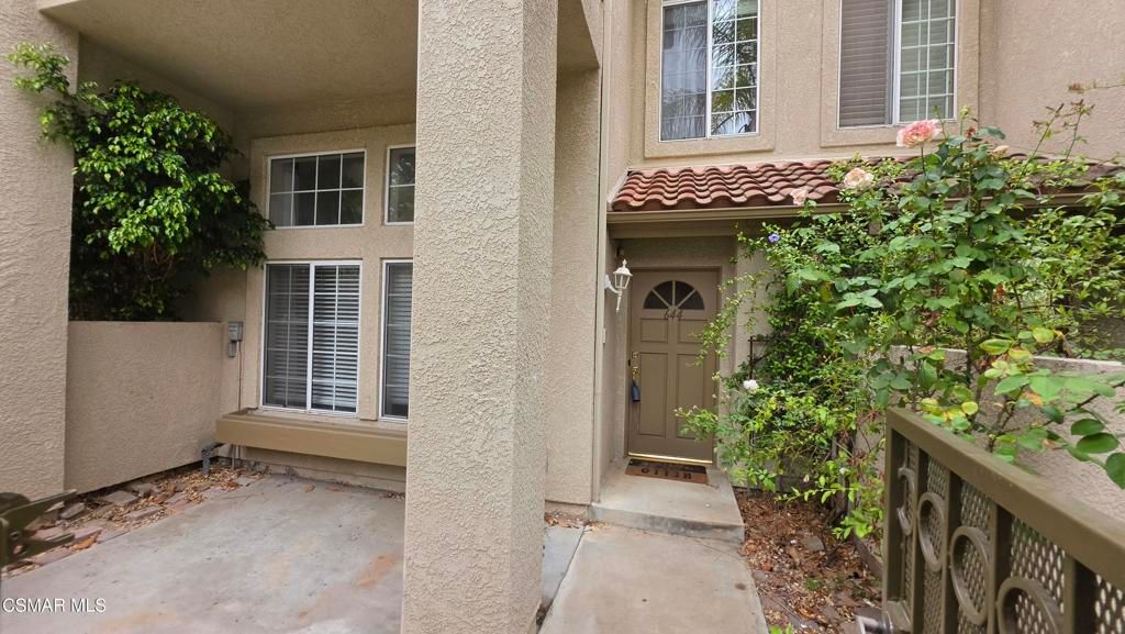 644 Warwick Avenue, Thousand Oaks, CA 91360