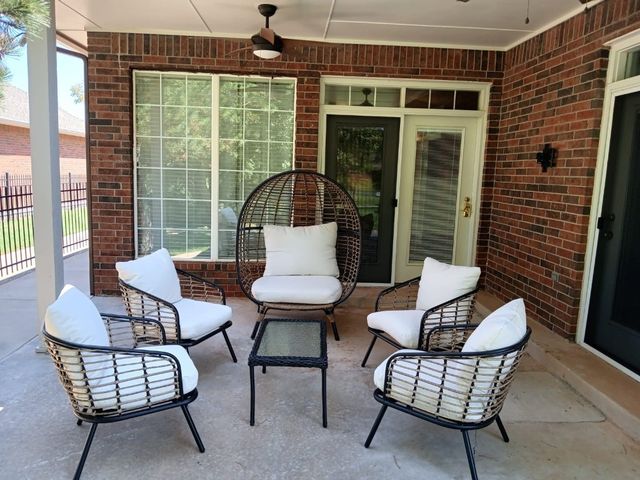 15513 Swallowtail Road, Edmond, OK 73013