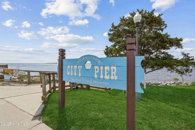 941 Plymouth Road, Southport, NC 28461