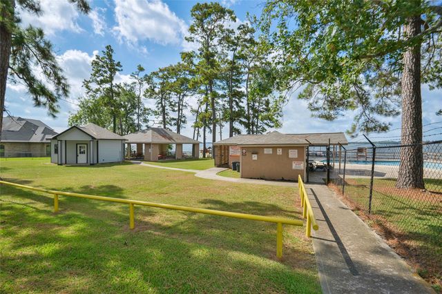 18318 Crosswinds Way, Crosby, TX 77532