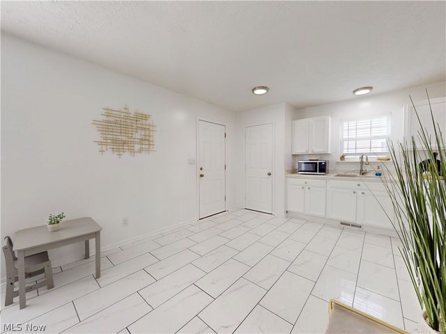 8801 Clark Avenue, Cleveland, OH 44102