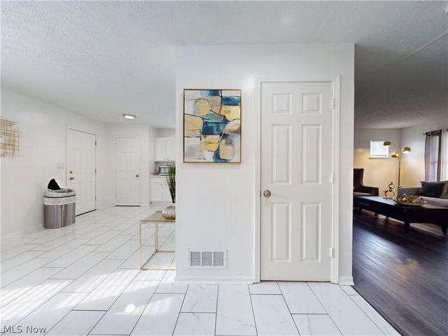 8801 Clark Avenue, Cleveland, OH 44102