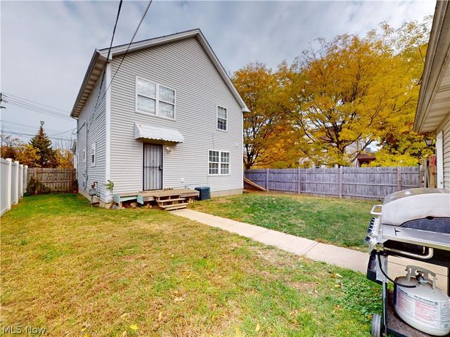 8801 Clark Avenue, Cleveland, OH 44102