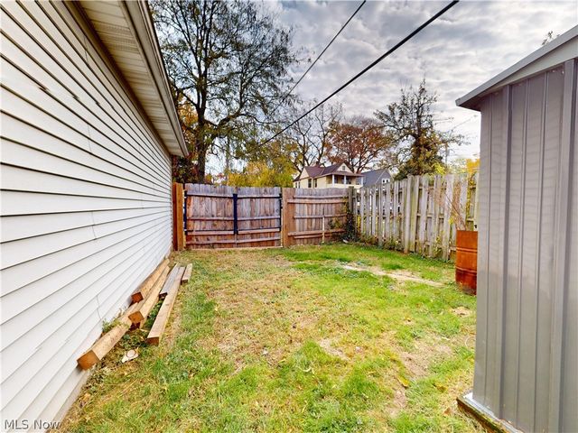 8801 Clark Avenue, Cleveland, OH 44102