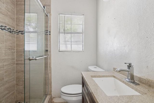 1002 Grenfell Lane, Houston, TX 77076
