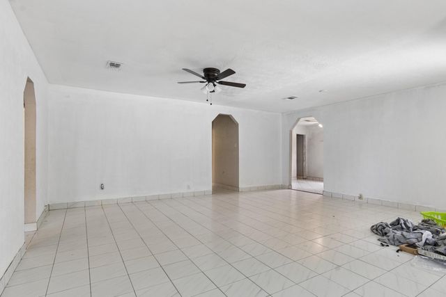 1002 Grenfell Lane, Houston, TX 77076