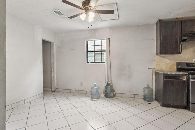 1002 Grenfell Lane, Houston, TX 77076