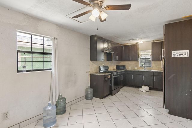 1002 Grenfell Lane, Houston, TX 77076
