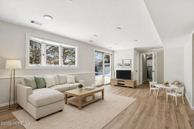 96 Twin Rivers Drive, Toms River, NJ 08753