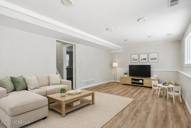 96 Twin Rivers Drive, Toms River, NJ 08753