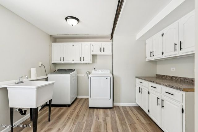 96 Twin Rivers Drive, Toms River, NJ 08753