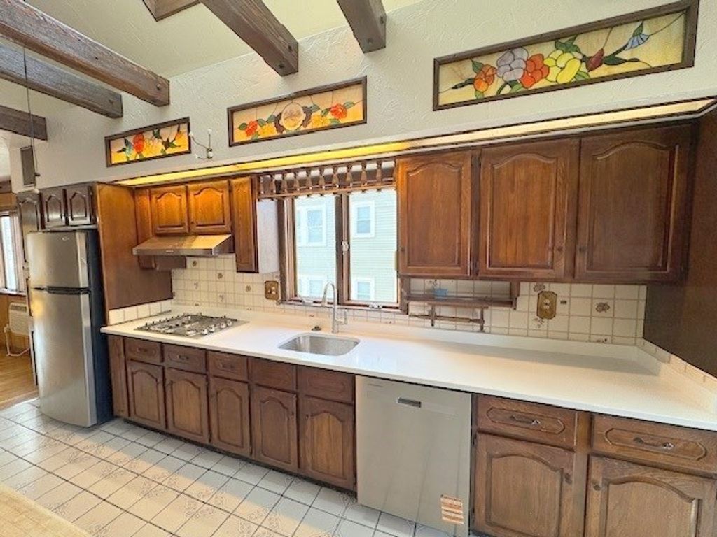 86 Elmer Road 2, Boston, MA 02124