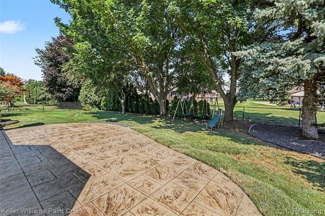 4847 Bayleaf Drive, Sterling Heights, MI 48314