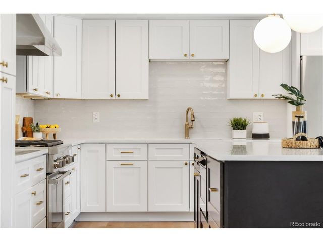 2005 Nelson St, Lakewood, CO 80215