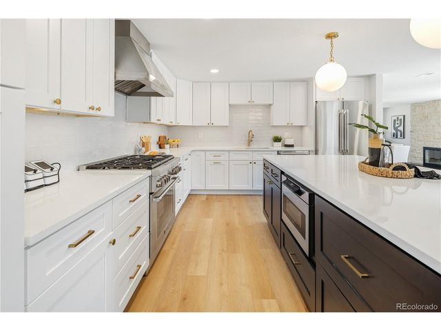 2005 Nelson St, Lakewood, CO 80215