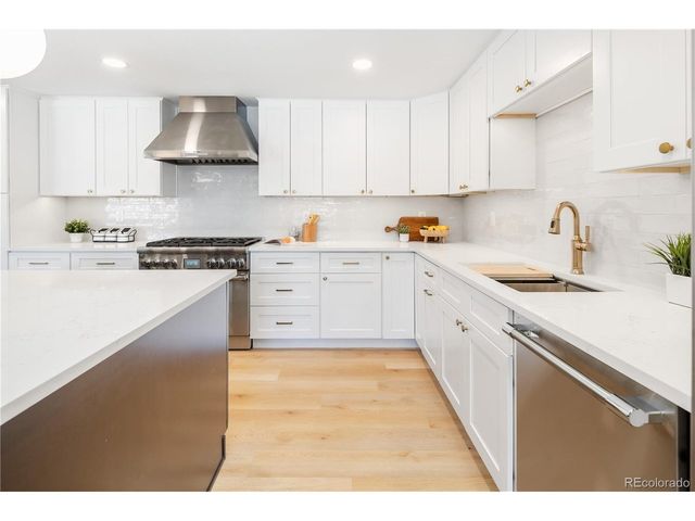 2005 Nelson St, Lakewood, CO 80215