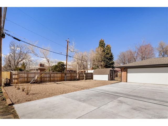 2005 Nelson St, Lakewood, CO 80215