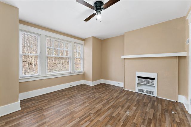 7138 Apple St, Lincoln Larimer, PA 15206