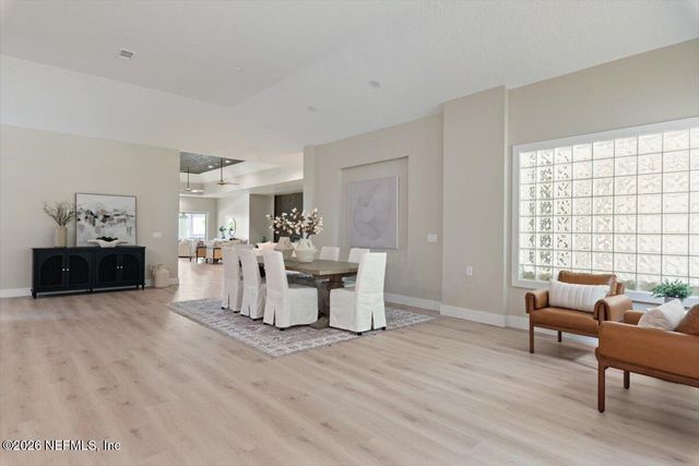 3845 HARBOR Drive, Jacksonville, FL 32207
