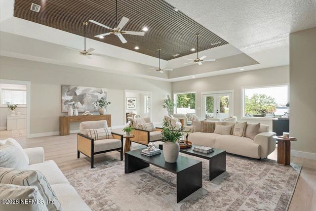 3845 HARBOR Drive, Jacksonville, FL 32207