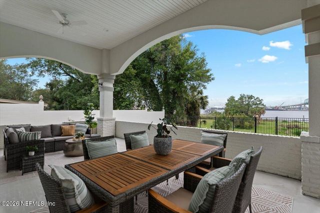 3845 HARBOR Drive, Jacksonville, FL 32207