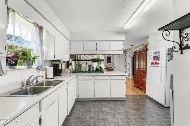 1633 Cox Street, Panama City, FL 32409