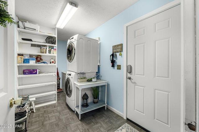 1633 Cox Street, Panama City, FL 32409