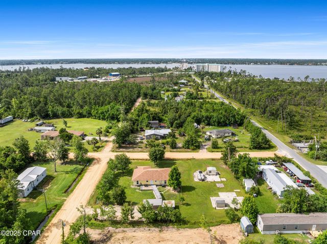 1633 Cox Street, Panama City, FL 32409