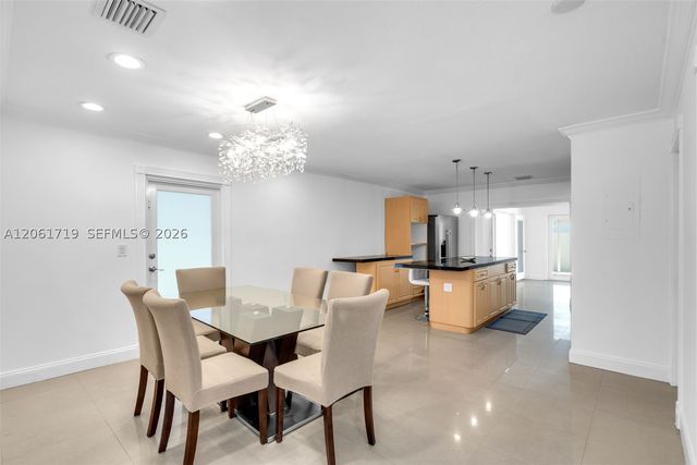 3685 W 9th Ave, Hialeah, FL 33012