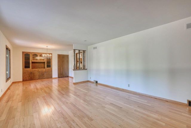 3910 Fresno ROAD, Brookfield, WI 53045