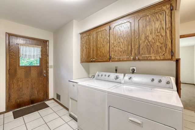 3910 Fresno ROAD, Brookfield, WI 53045