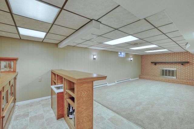 3910 Fresno ROAD, Brookfield, WI 53045