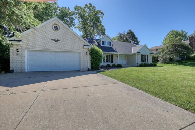 3910 Fresno ROAD, Brookfield, WI 53045