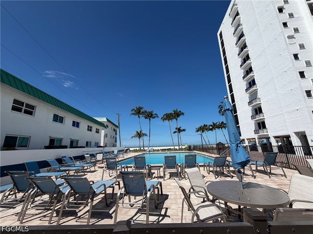 6400 Estero BLVD 402, Fort Myers Beach, FL 33931
