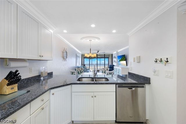 6400 Estero BLVD 402, Fort Myers Beach, FL 33931