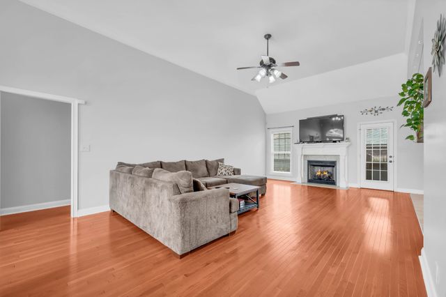 225 SPRING TERRACE LANE, Clarksville, TN 37040