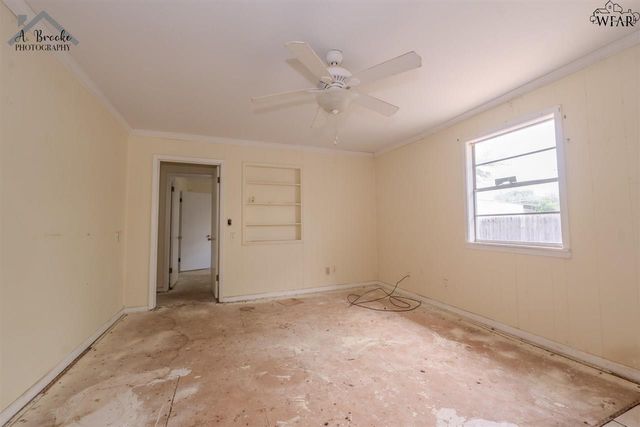 502 N HOOK STREET, Henrietta, TX 76365