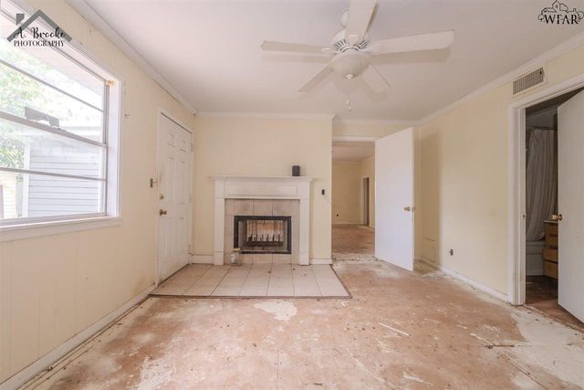 502 N HOOK STREET, Henrietta, TX 76365