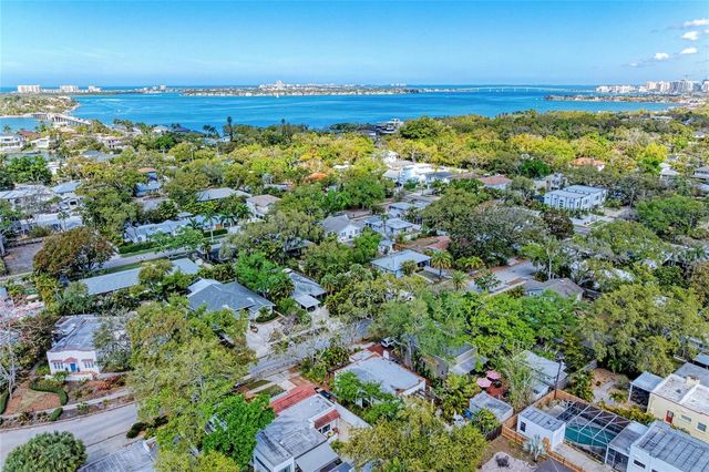 3625 JACINTO COURT, Sarasota, FL 34239