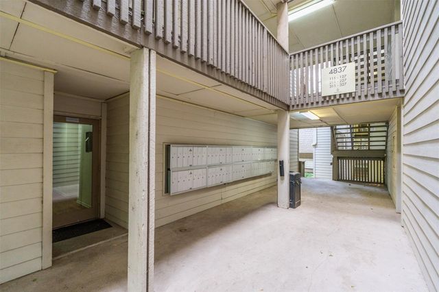 4837 Cedar Springs Road 110, Dallas, TX 75219