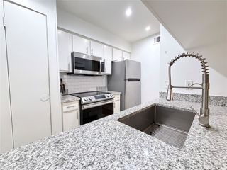 4837 Cedar Springs Road 110, Dallas, TX 75219