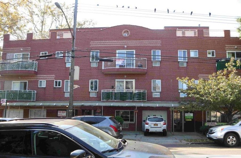 41-50 149 Pl C2F, Flushing, NY 11355
