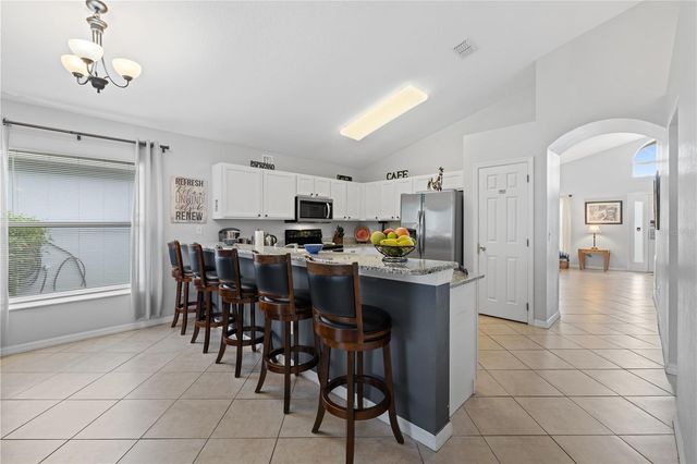 422 TROON CIRCLE, Davenport, FL 33897