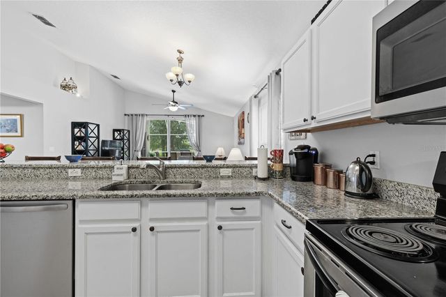 422 TROON CIRCLE, Davenport, FL 33897